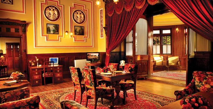Welcomheritage Fernhills Royal Palace Ooty Bagian luar foto