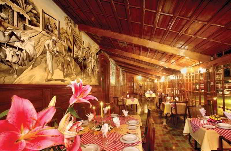 Welcomheritage Fernhills Royal Palace Ooty Bagian luar foto