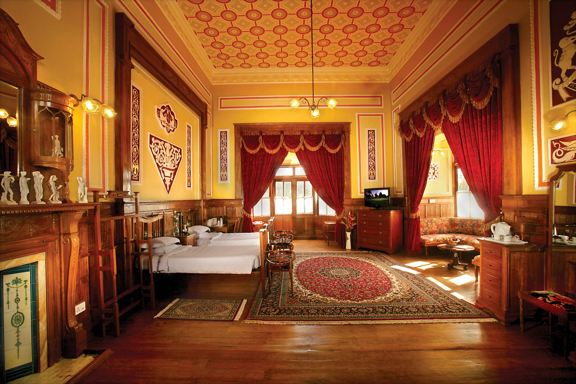 Welcomheritage Fernhills Royal Palace Ooty Bagian luar foto