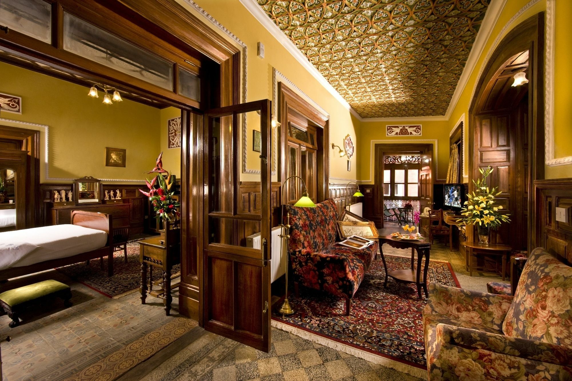 Welcomheritage Fernhills Royal Palace Ooty Bagian luar foto